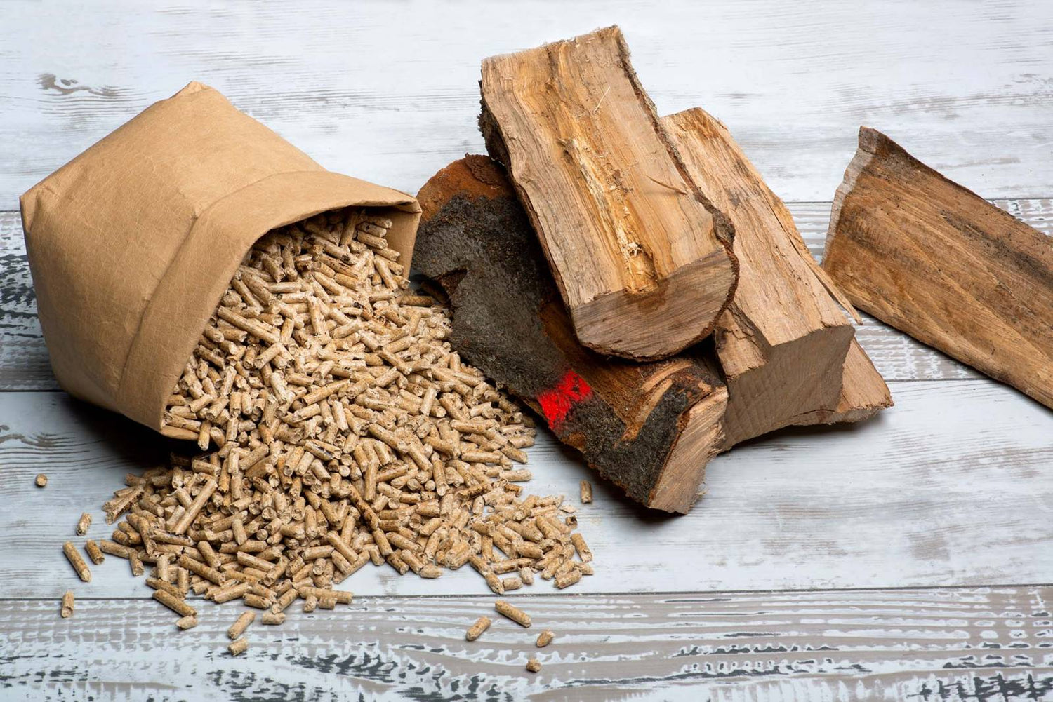 Pourquoi commander mes granulés et mon bois au printemps ?